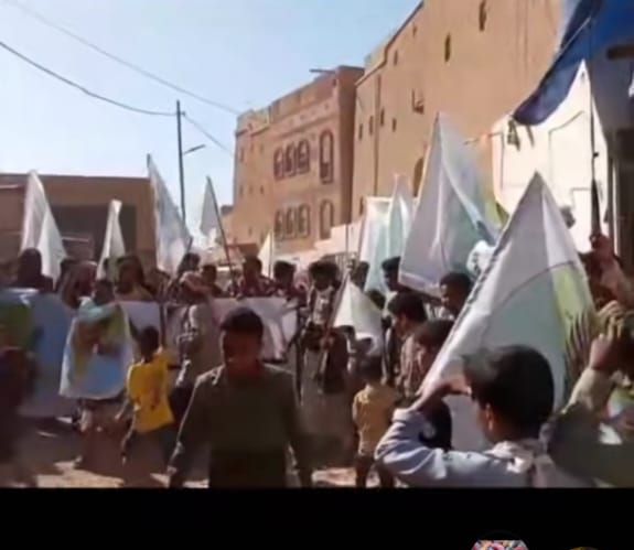 في ظل عجز السلطة المحلية.. شبوة تنتفض ضد التمييز ونهب الحقوق في المديريات الشرقية والجنوبية