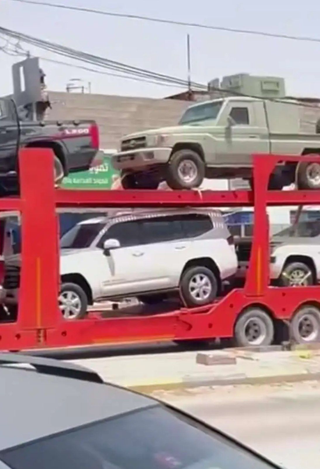 تعزيزات عسكرية سعودية تصل شبوة وسط احتجاجات قبلية على نهب النفط